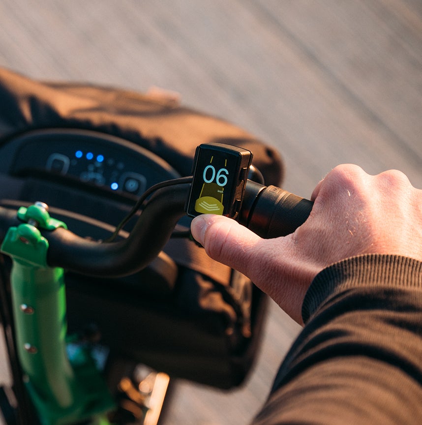 Handlebar control on Electric C Line