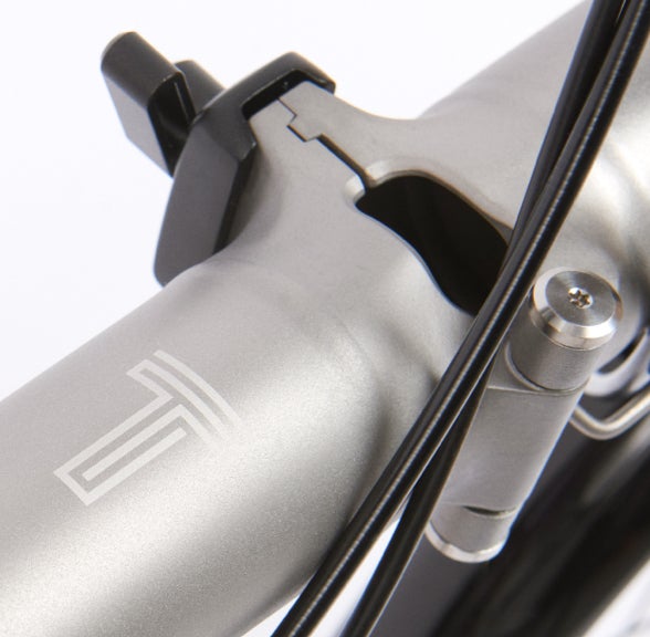 A close up of the T Line self-aligning hinges